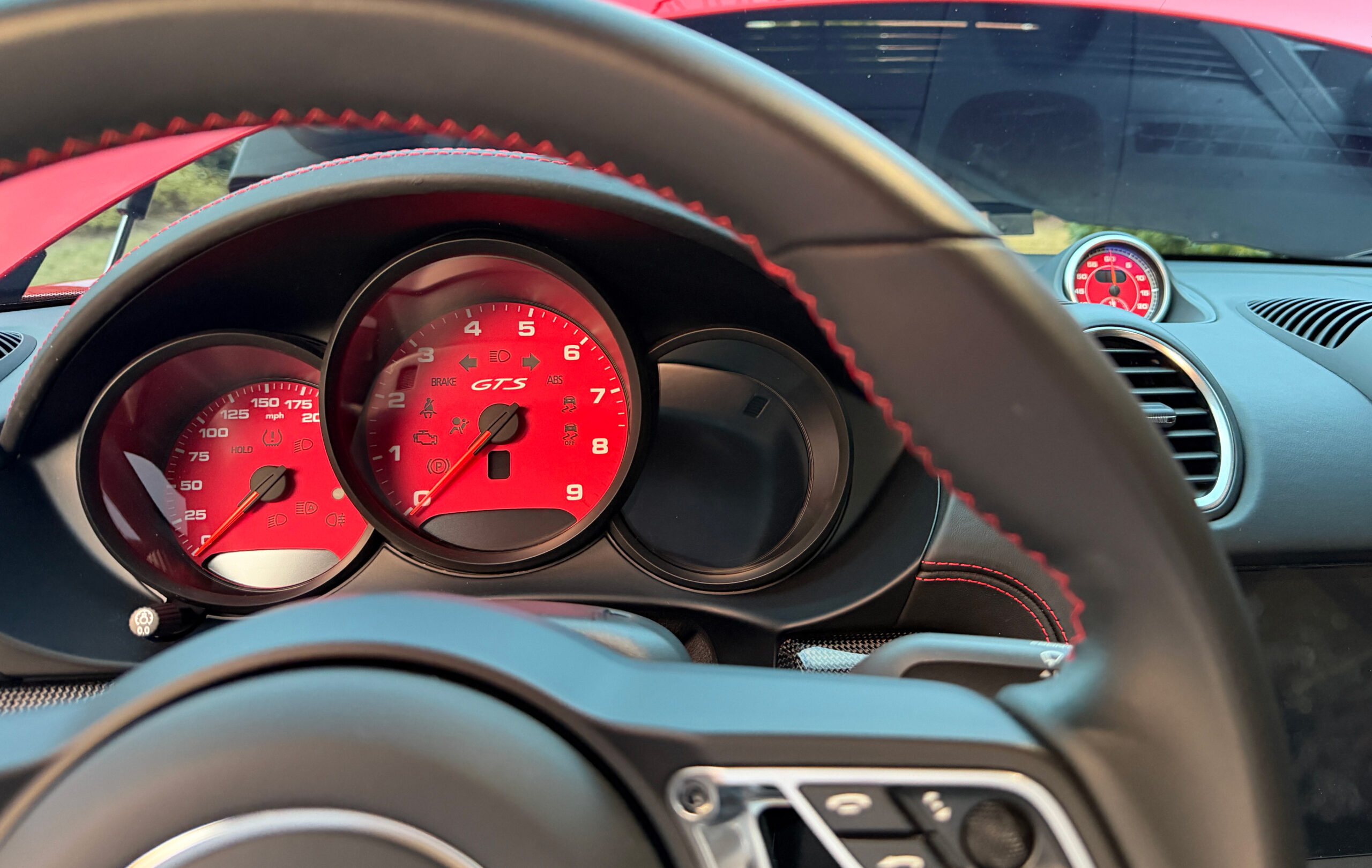 Porsche-718-GTS-gauge-faces-set---red