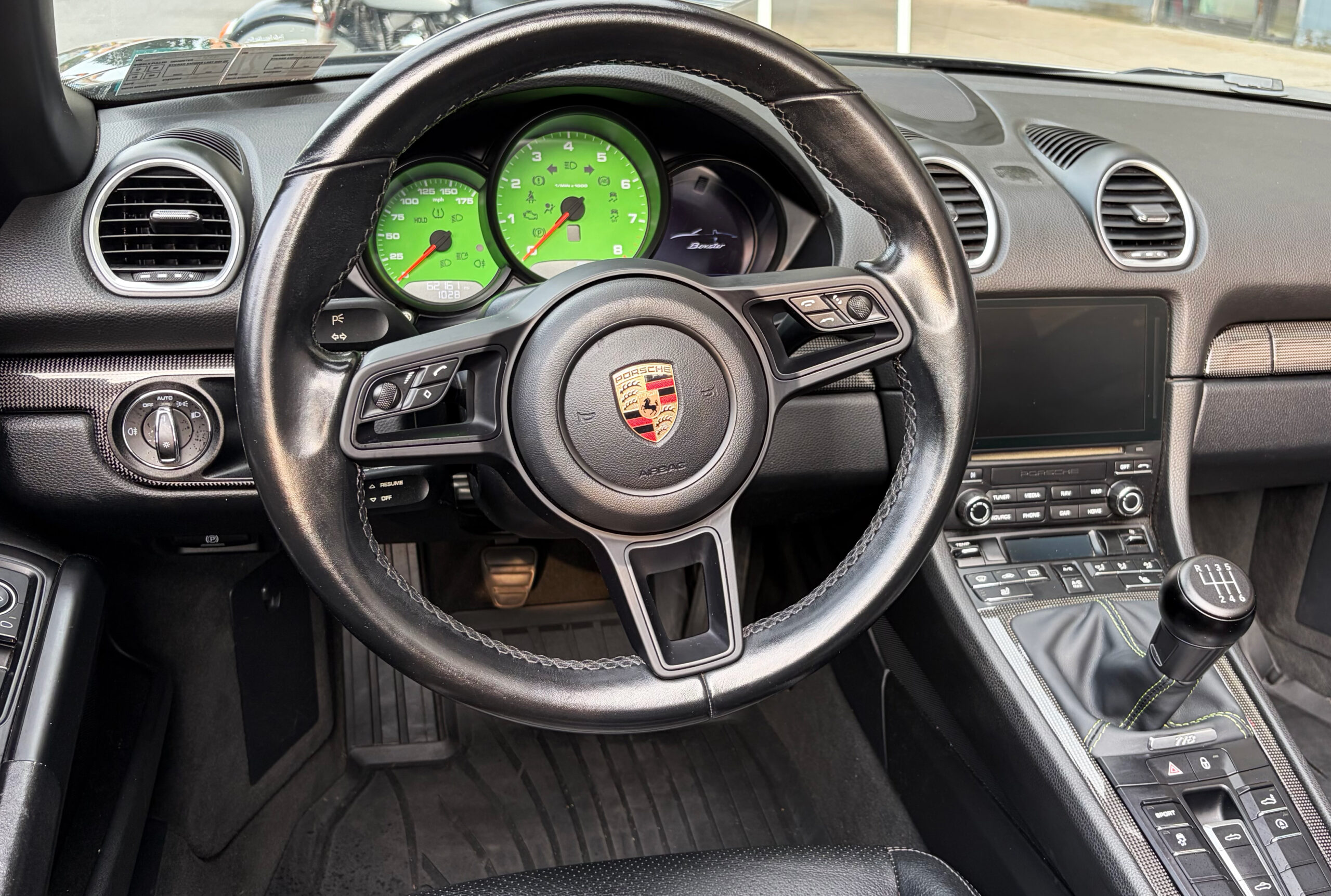 Porsche-718---lime-green-dials--instrument-cluster-dashboard